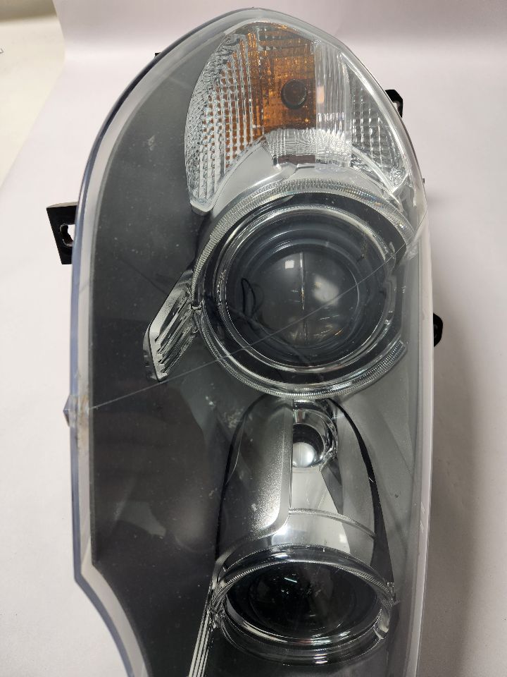 2012 BMW X5 Right HEADLAMP ASSEMBLY - 388312 — photo 3