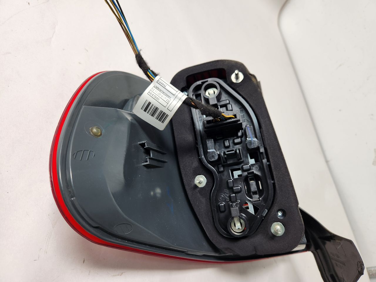 2012 BMW X5 Left TAIL LAMP - 388313 — photo 8
