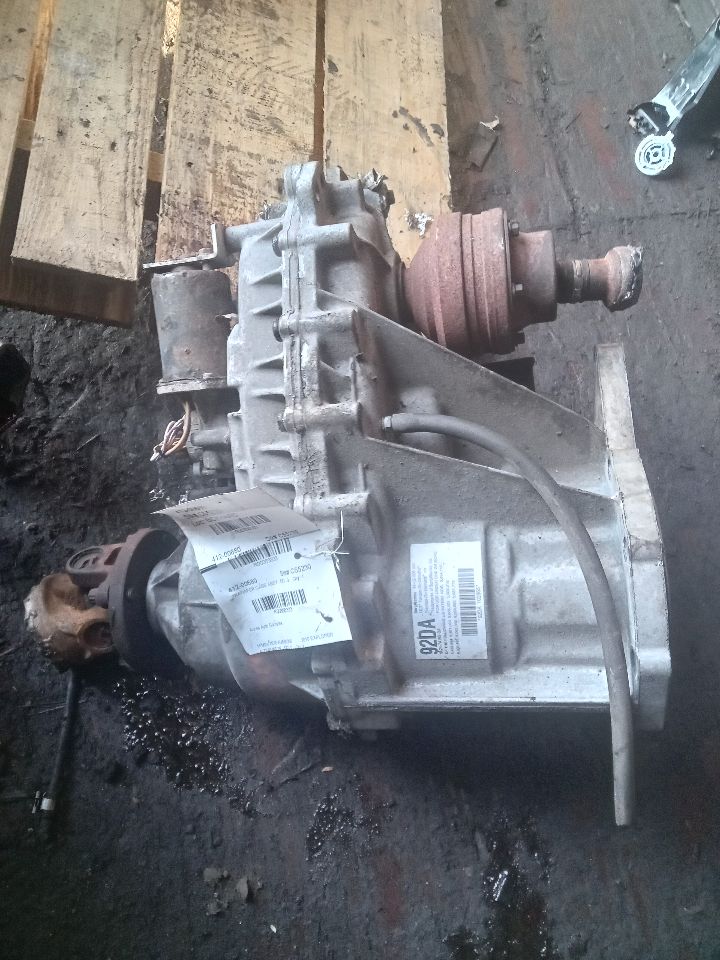 2010 FORD EXPLORER 8cyl Gasoline 4.6 TRANSFER CASE ASSY - 388333