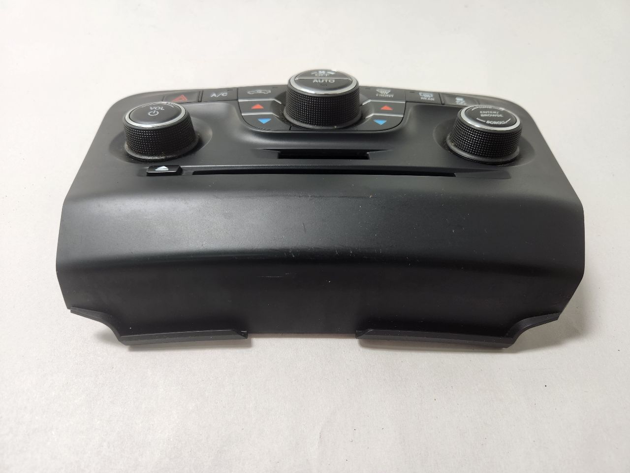 2012 DODGE CHARGER 8cyl Gasoline 5.7 HEMI TEMP CONTROL - 388392 — photo 2