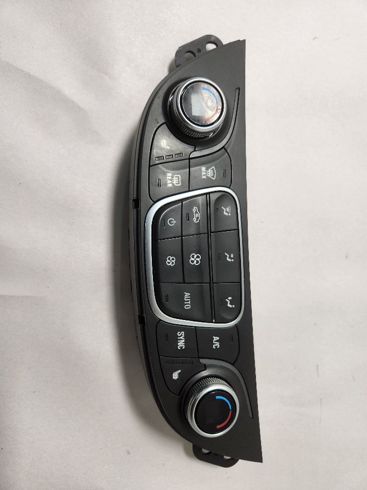 2019 CHEVROLET MALIBU 1.5L 4cyl Turbo Gasoline TEMP CONTROL - 388421
