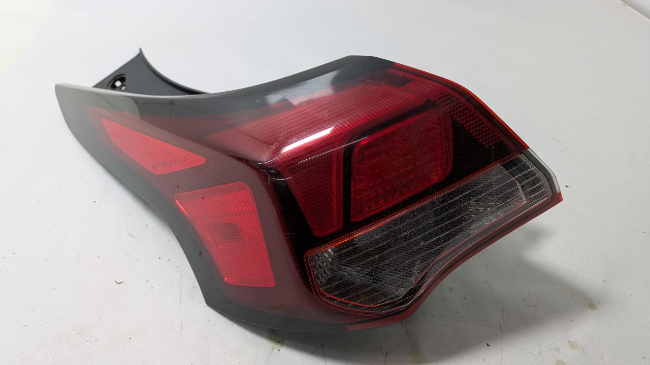 2019 HYUNDAI VELOSTER 2.0L 4cyl Gasoline VVT Left TAIL LAMP - 388437