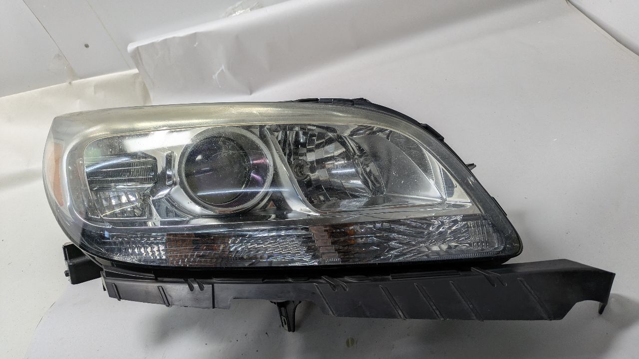 2013 CHEVROLET MALIBU 4cyl Hybrid 2.4 Right HEADLAMP ASSEMBLY - 388452