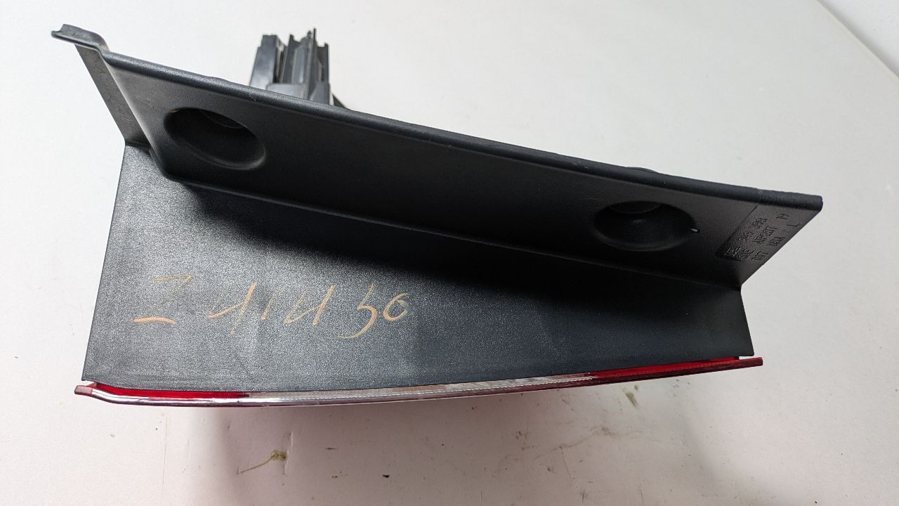 2019 HONDA PILOT Left TAIL LAMP - 388454 — photo 3