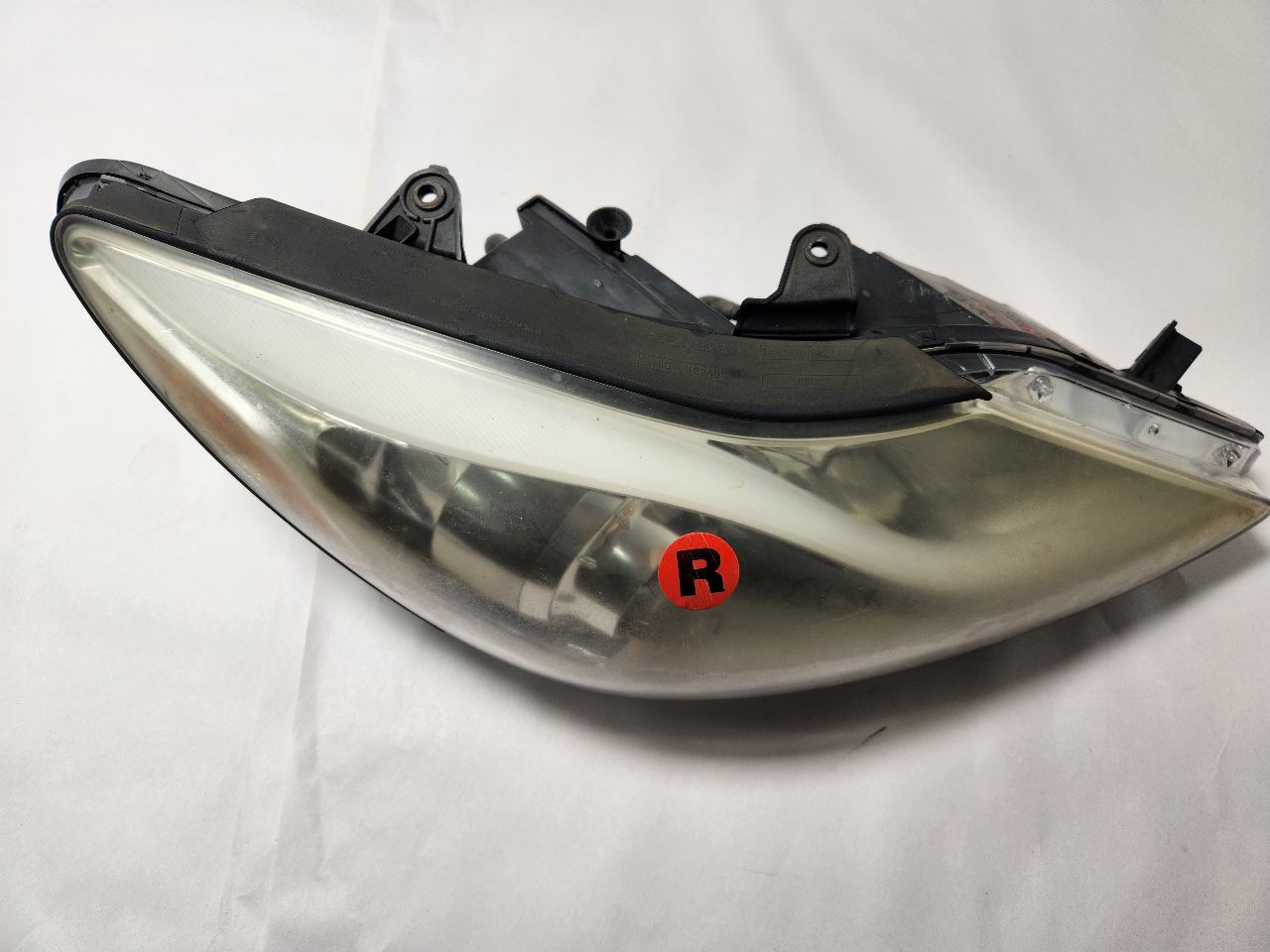 2013 HYUNDAI GENESIS 6cyl Gasoline 3.8 Right HEADLAMP ASSEMBLY - 388552