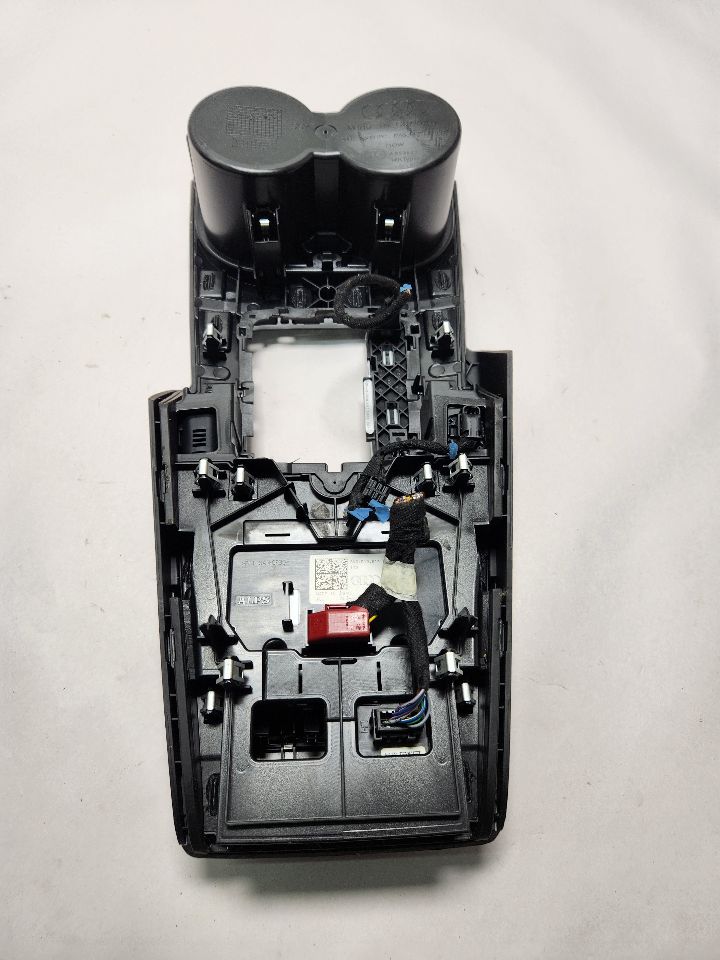 2017 AUDI A3 2.0L 4cyl Turbo Gasoline Console, Front - 388625