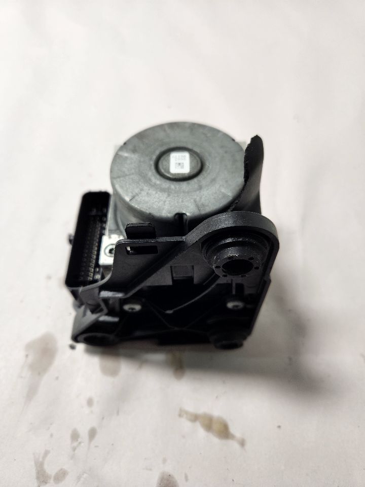 2017 AUDI A3 2.0L 4cyl Turbo Gasoline Anti-lock Brake Pts - 388629
