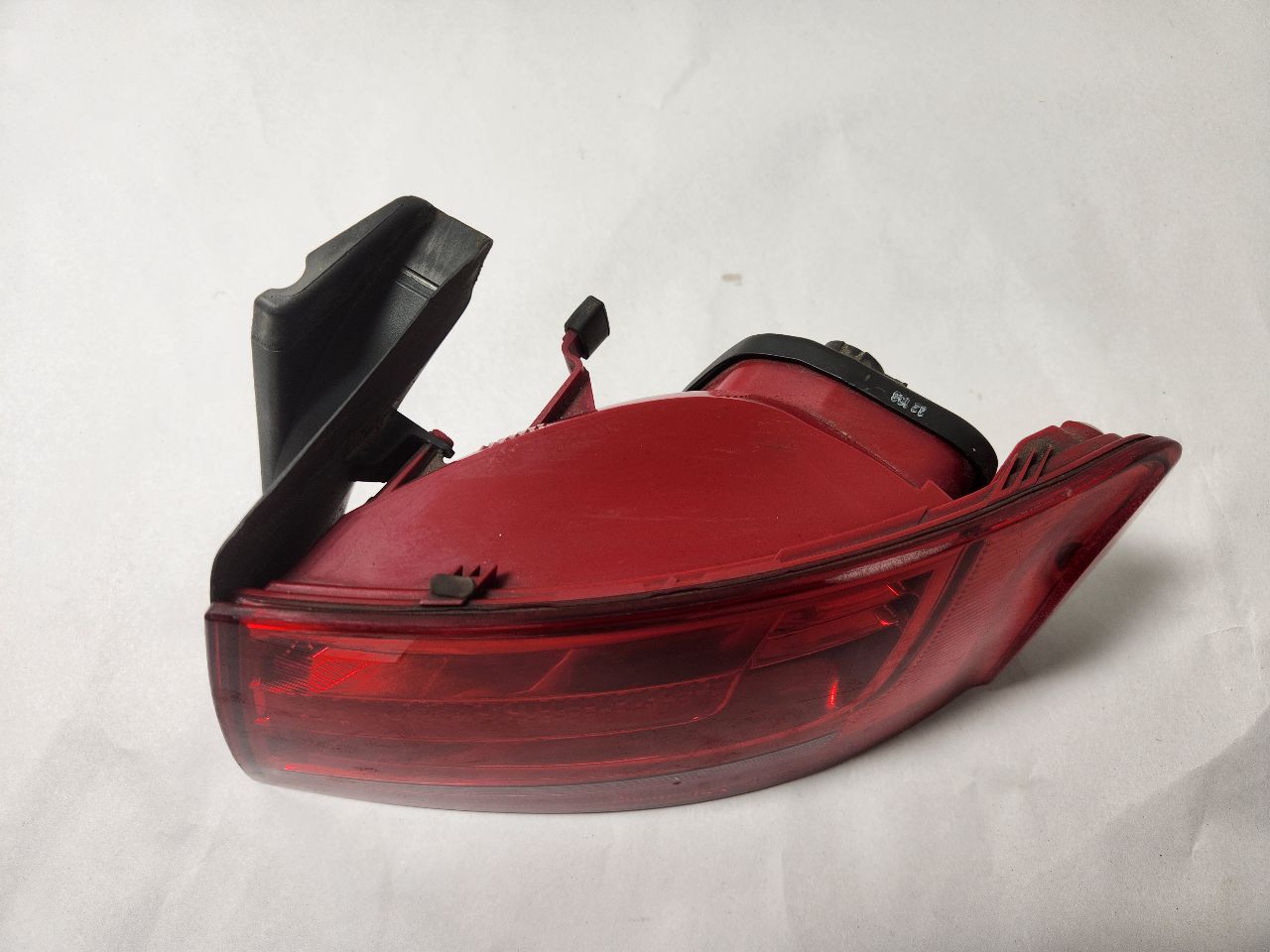 2009 MASERATI QUATTROPO TAIL LAMP - 389089 — photo 2