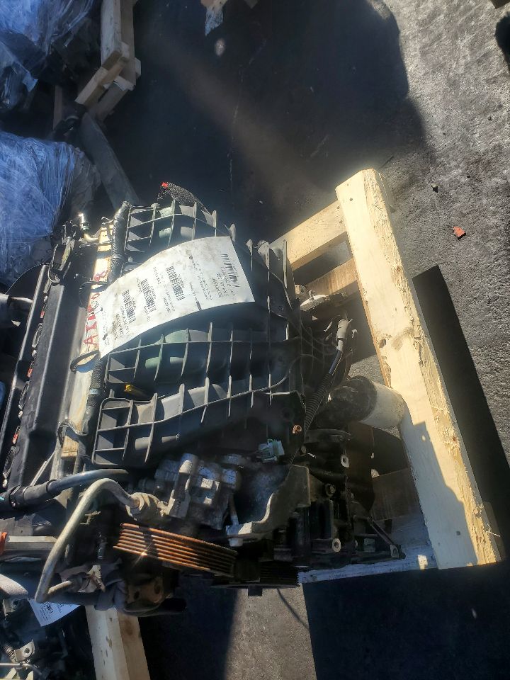 2014 DODGE JOURNEY 4cyl Gasoline 2.4 ENGINE ASSEMBLY - 389212 — photo 4