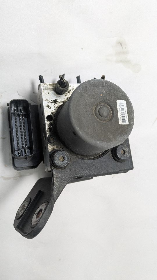 2012 CHEVROLET SONIC 4cyl Gasoline 1.8 Anti-lock Brake Pts - 389231
