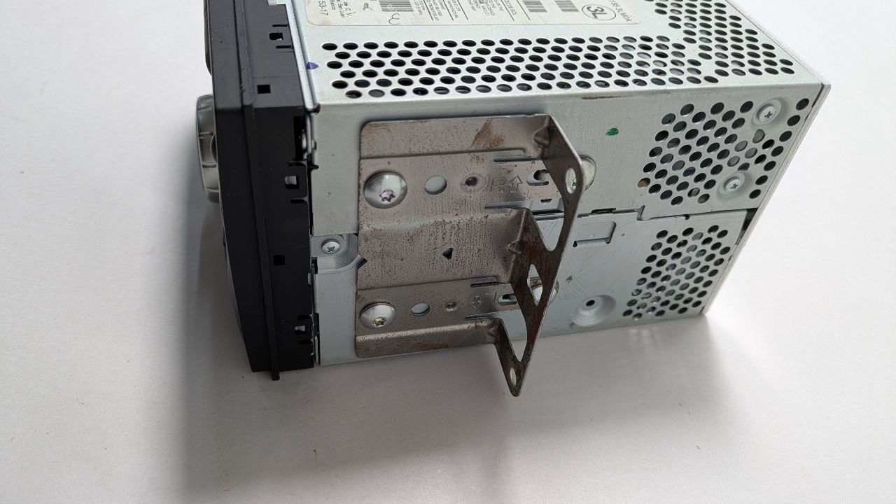 2016 NISSAN NV200 2.0L 4cyl Gasoline VVT Radio Audio - 389463 — photo 4