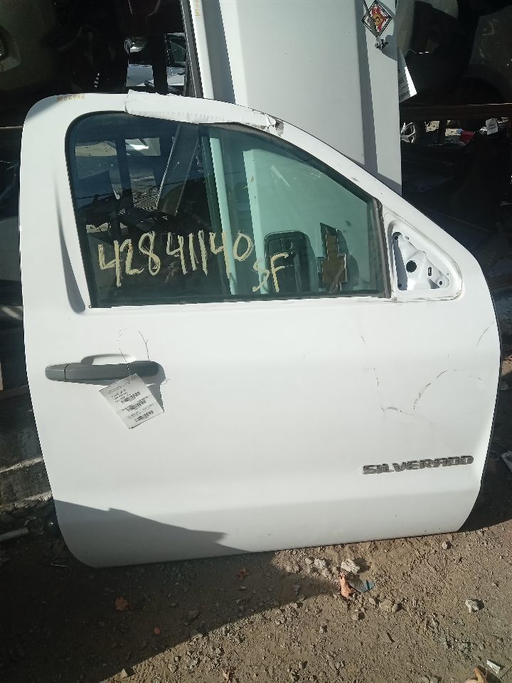 2018 CHEVROLET SILVERADO 1500 PICKUP 5.3L 8cyl Gasoline VVT Right DOOR ASSEMBLY, FR - 389627