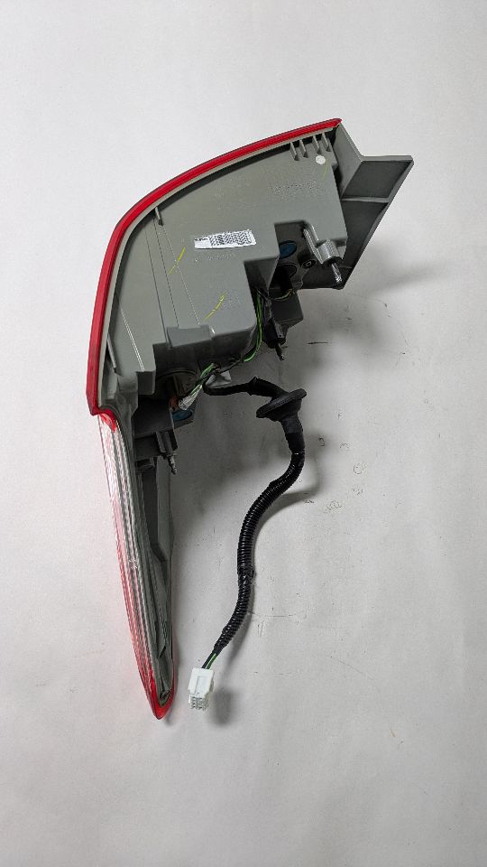 2015 NISSAN SENTRA 4cyl Gasoline 1.8 Left TAIL LAMP - 390471 — photo 6