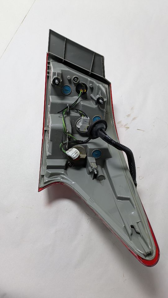 2015 NISSAN SENTRA 4cyl Gasoline 1.8 Left TAIL LAMP - 390471 — photo 7