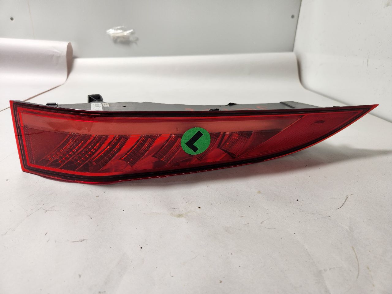 2017 JAGUAR F-PACE 6cyl Supercharged 3.0 Left TAIL LAMP - 390512