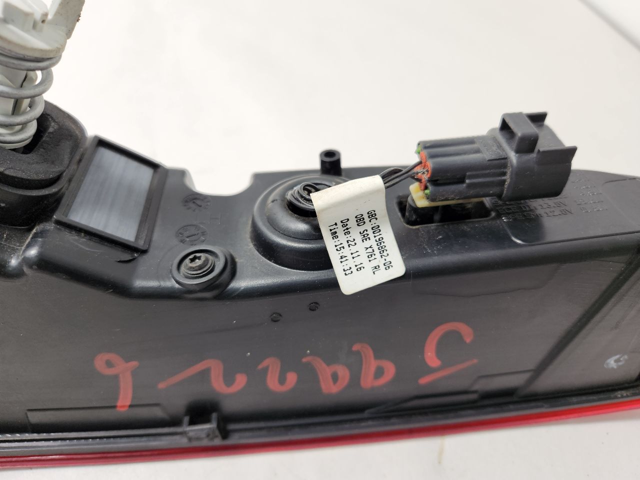 2017 JAGUAR F-PACE 6cyl Supercharged 3.0 Left TAIL LAMP - 390512 — photo 8