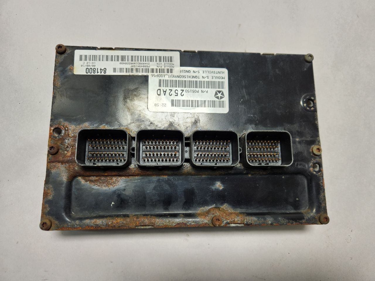 2010 CHRYSLER TOWN & COUNTRY 3.8L 6cyl Gasoline Eng/Motor Cont Mod - 390522 — photo 1