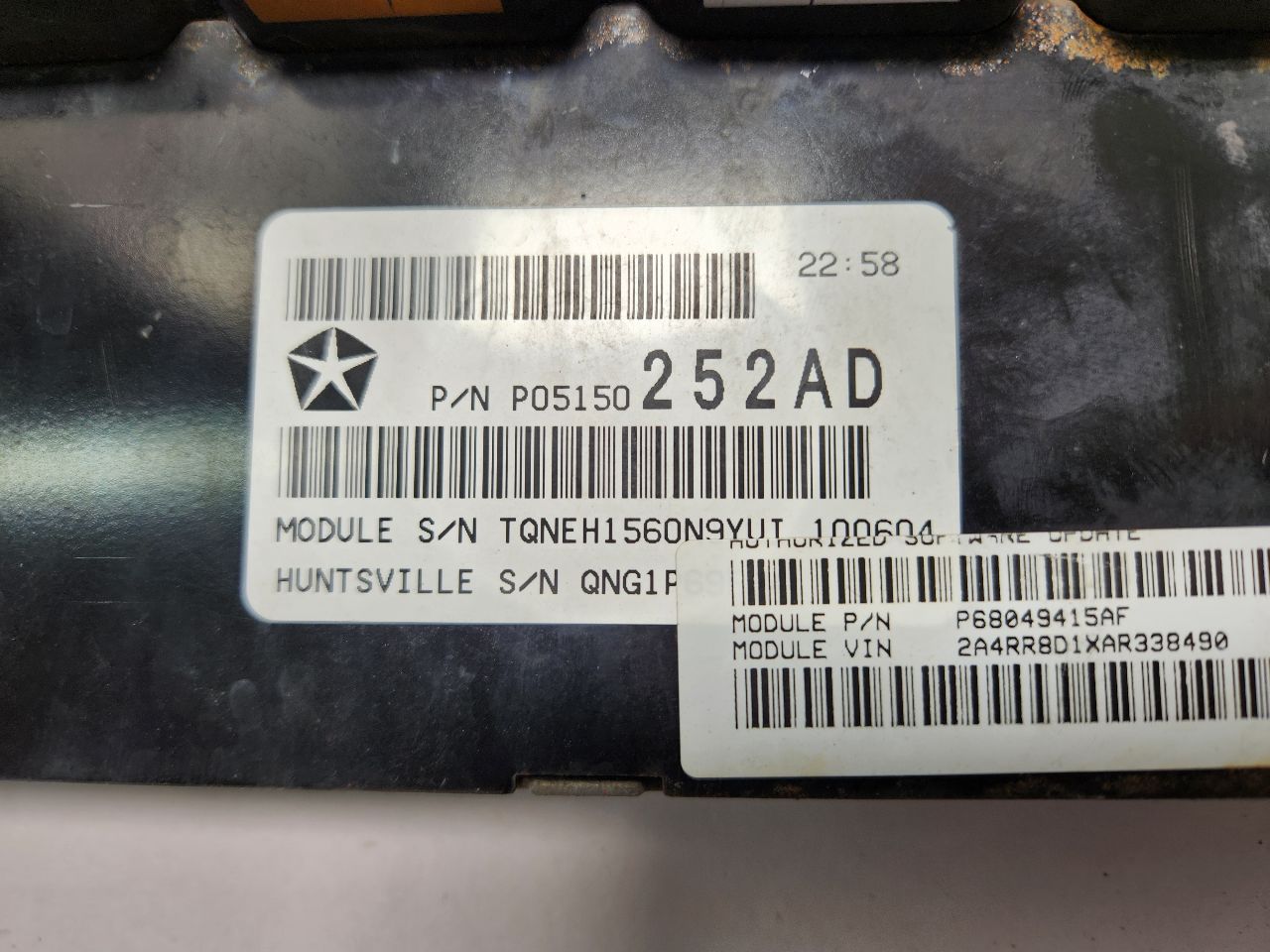 2010 CHRYSLER TOWN & COUNTRY 3.8L 6cyl Gasoline Eng/Motor Cont Mod - 390522 — photo 2