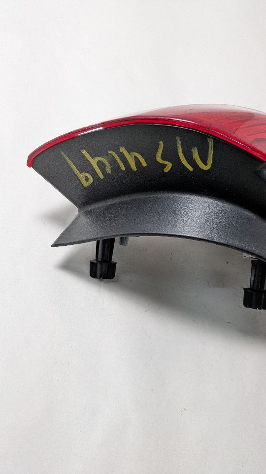 2018 FORD FOCUS 2.0L 4cyl Gasoline VVT Left TAIL LAMP - 390563 — photo 5