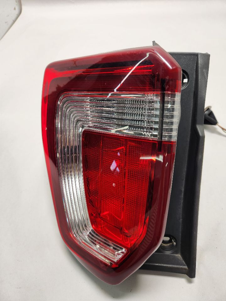 2016 FORD EXPLORER 4cyl Gasoline Turbo 2.3 Left TAIL LAMP - 390635