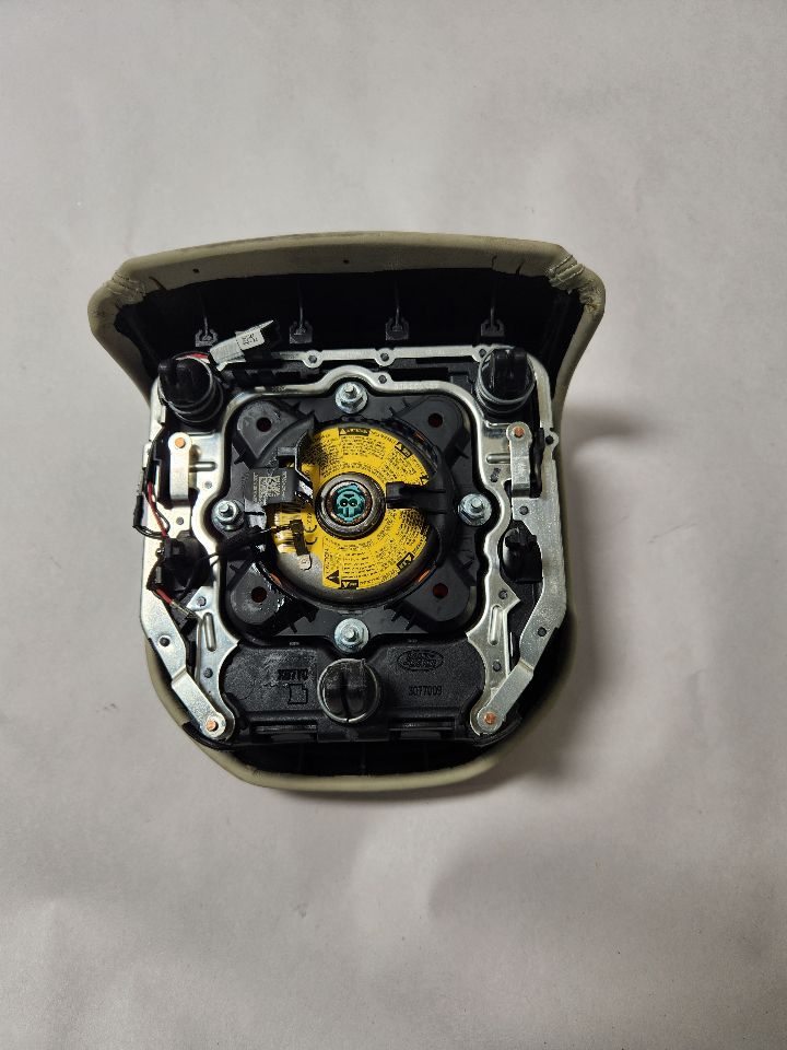 2017 LAND ROVER RANGE ROVER Left AIR BAG - 390691 — photo 3