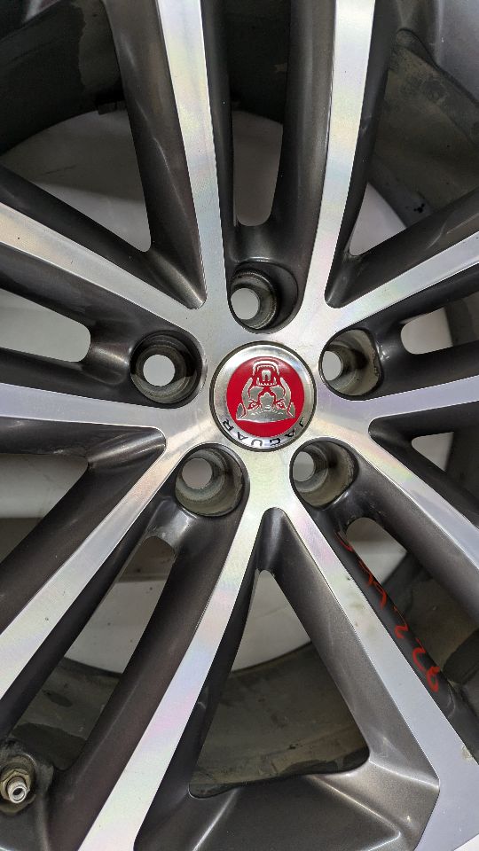 2017 JAGUAR F-PACE 6cyl Supercharged 3.0 WHEEL - 390725 — photo 2