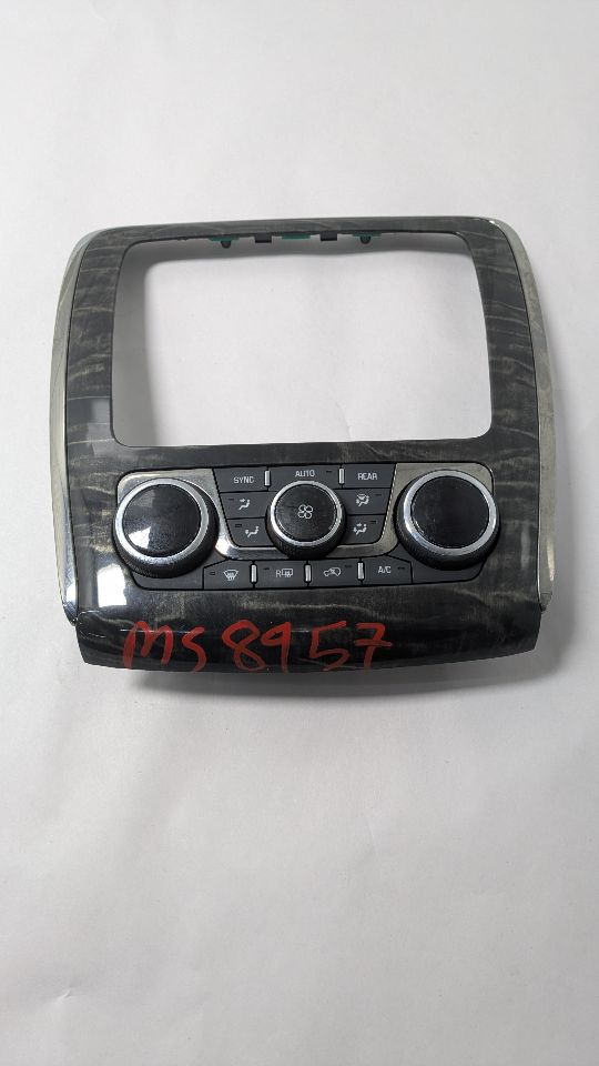 2014 BUICK ENCLAVE 6cyl Gasoline 3.6 TEMP CONTROL - 390792 — photo 1