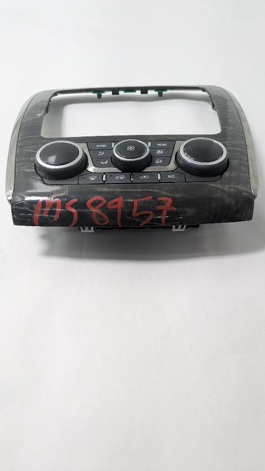 2014 BUICK ENCLAVE 6cyl Gasoline 3.6 TEMP CONTROL - 390792 — photo 2