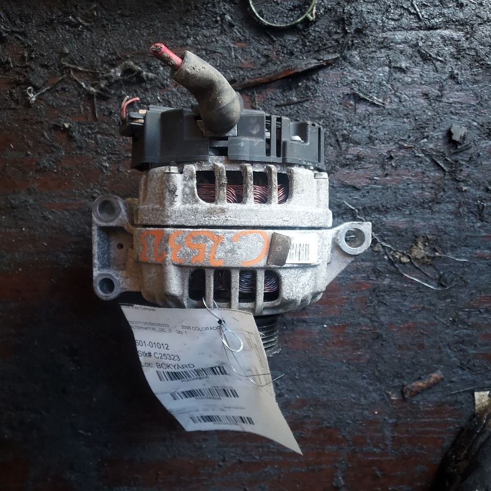 2006 CHEVROLET COLORADO 5cyl Gasoline 3.5 ALTERNATOR - 390808 — photo 1