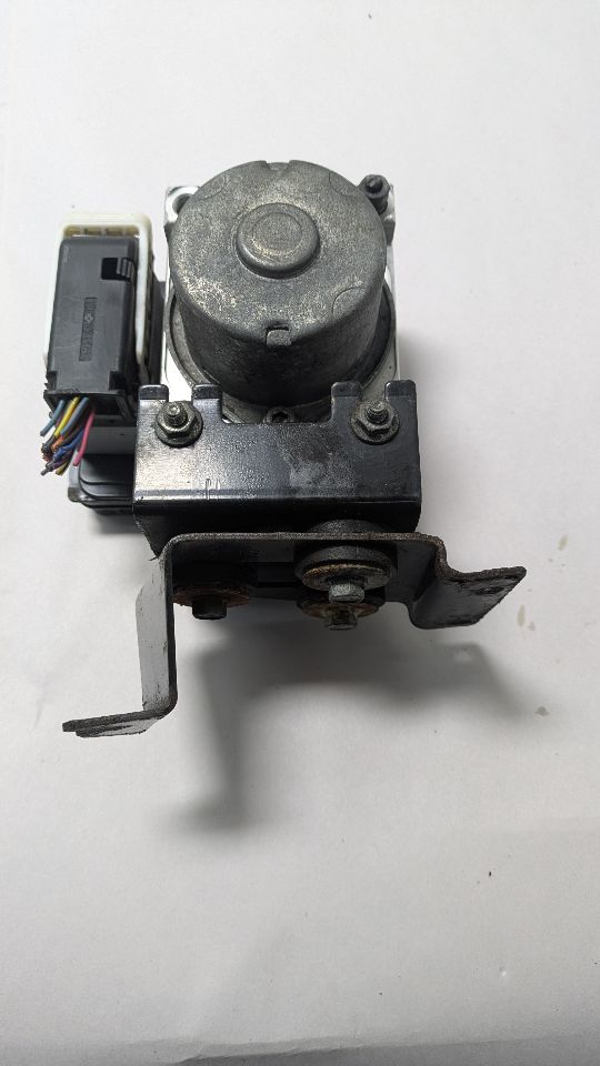 2006 CHEVROLET COLORADO 5cyl Gasoline 3.5 Anti-lock Brake Pts - 390815 — photo 1