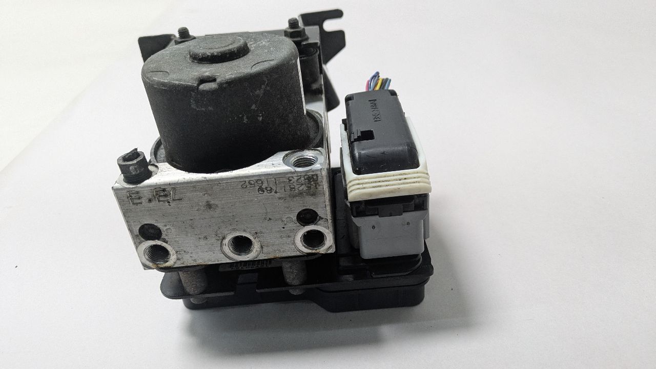 2006 CHEVROLET COLORADO 5cyl Gasoline 3.5 Anti-lock Brake Pts - 390815 — photo 3