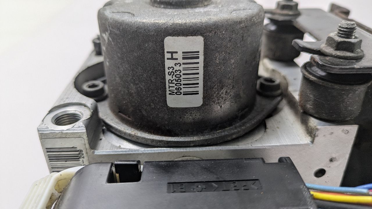 2006 CHEVROLET COLORADO 5cyl Gasoline 3.5 Anti-lock Brake Pts - 390815 — photo 5