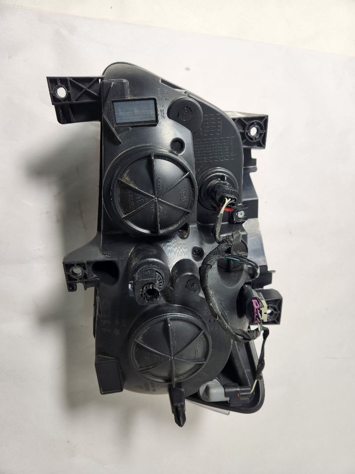 2014 DODGE CHARGER 6cyl Gasoline 3.6 Left HEADLAMP ASSEMBLY - 390851 — photo 3