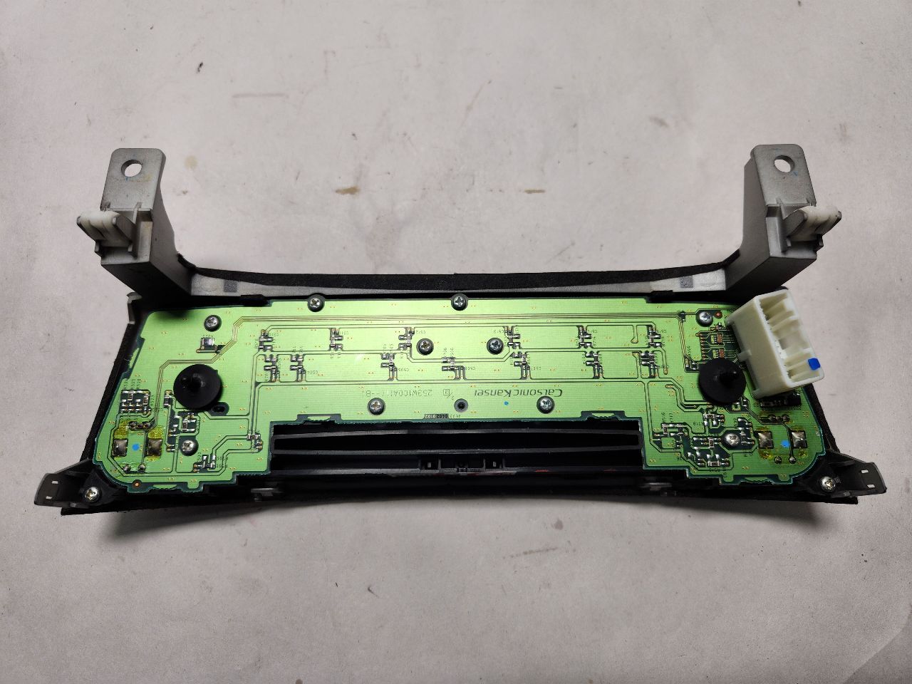 2012 INFINITI M35 6cyl Hybrid 3.5 l DOHC Radio Audio - 390921 — photo 3