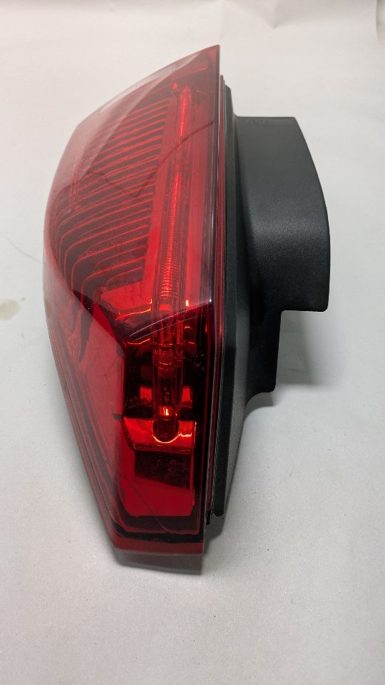 2012 CADILLAC CTS 6cyl Gasoline 3.0 Dohc Right TAIL LAMP - 391042 — photo 2