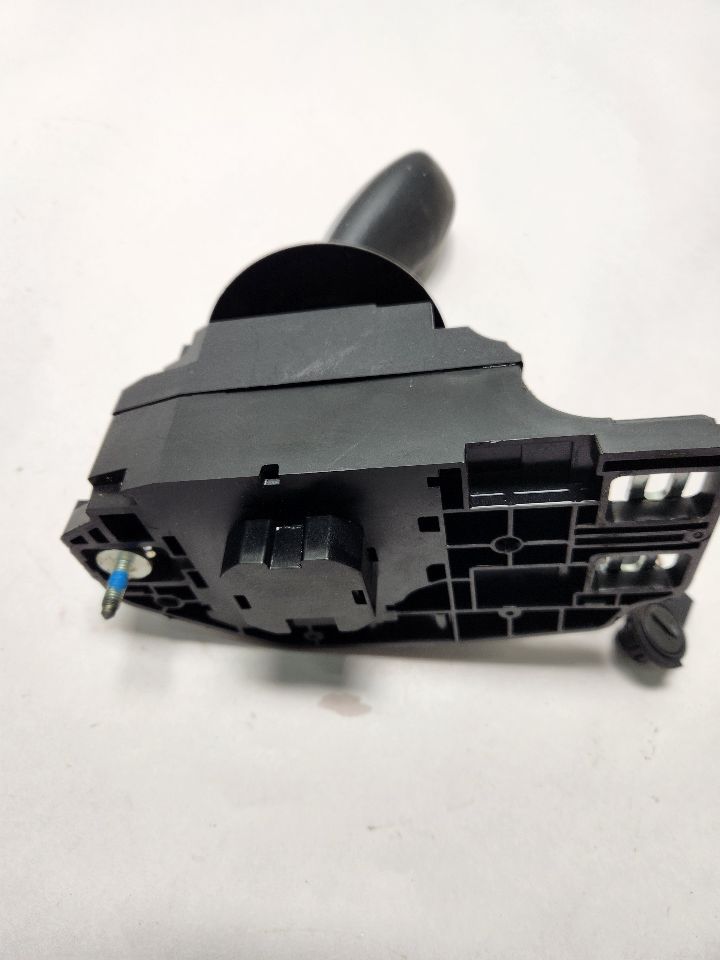 2010 BMW 528i 6cyl Gasoline 3.0 Trans Shift Assy - 391119 — photo 4