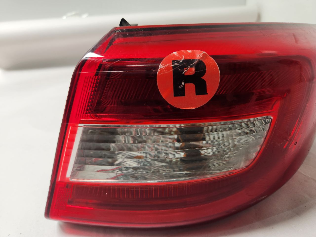 2017 HYUNDAI SONATA 4cyl Gasoline 2.4 PZEV Right TAIL LAMP - 391171 — photo 3