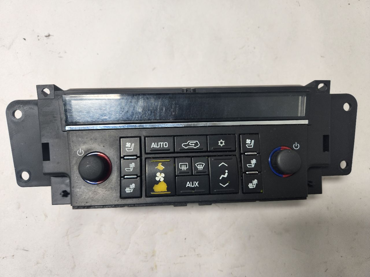 2007 CADILLAC ESCALADE 8cyl 6.2 liter gasoline TEMP CONTROL - 391177