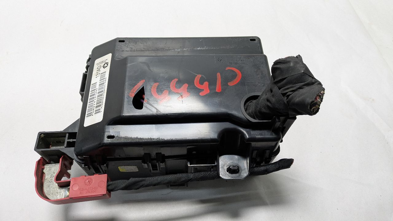 2016 DODGE CHARGER 6cyl Gasoline 3.6 Fuse Box, Engine - 391204 — photo 5