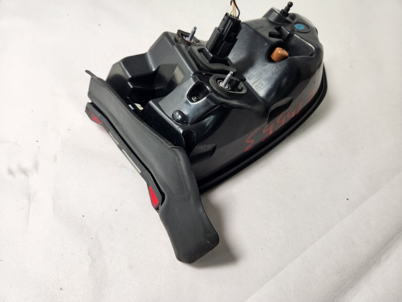 2016 DODGE CHARGER 6cyl Gasoline 3.6 Left TAIL LAMP - 391205 — photo 8