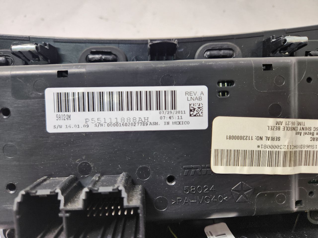 2012 CHRYSLER 200 4cyl Gasoline 2.4 TEMP CONTROL - 391300 — photo 4