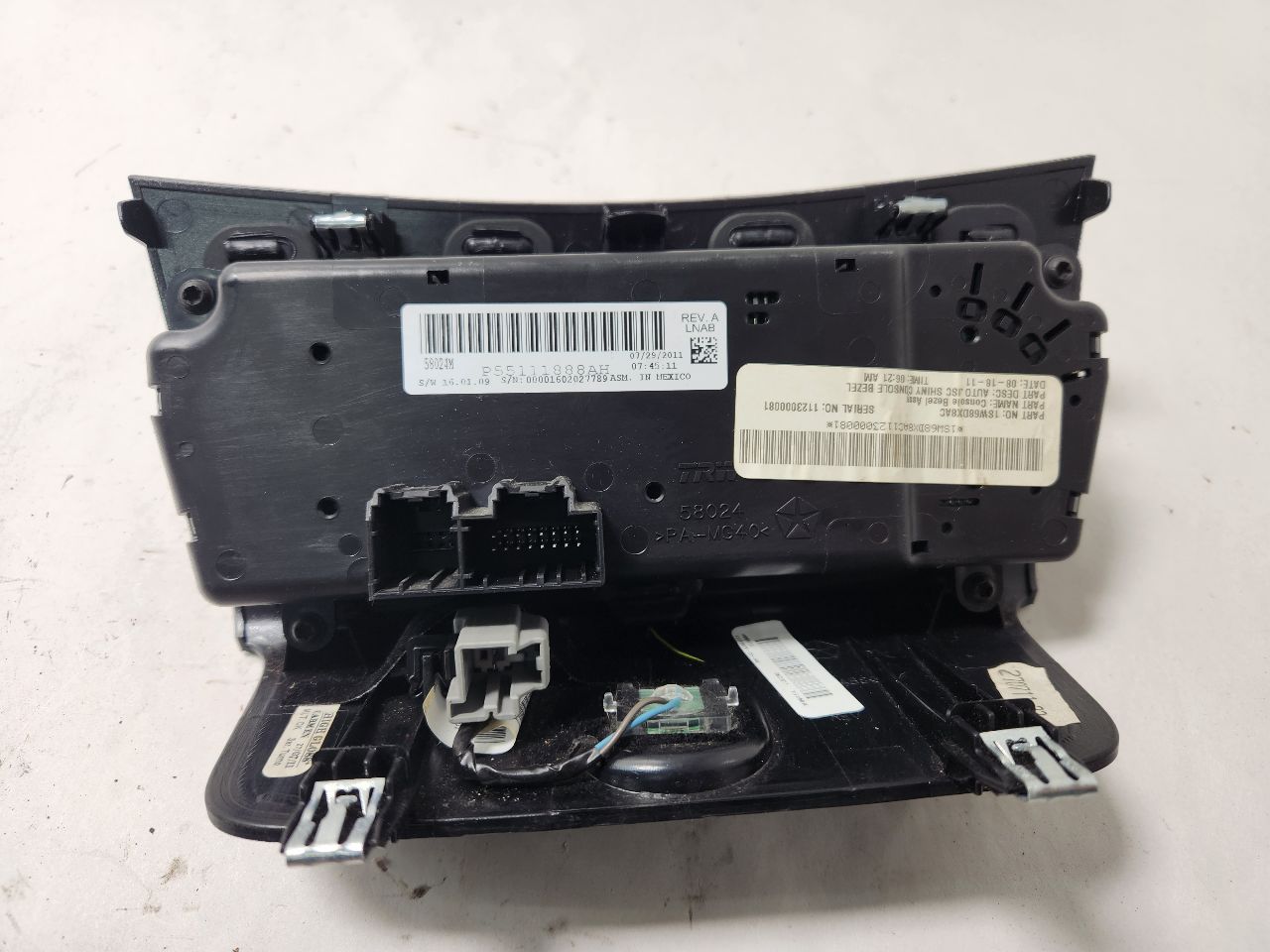 2012 CHRYSLER 200 4cyl Gasoline 2.4 TEMP CONTROL - 391300 — photo 7