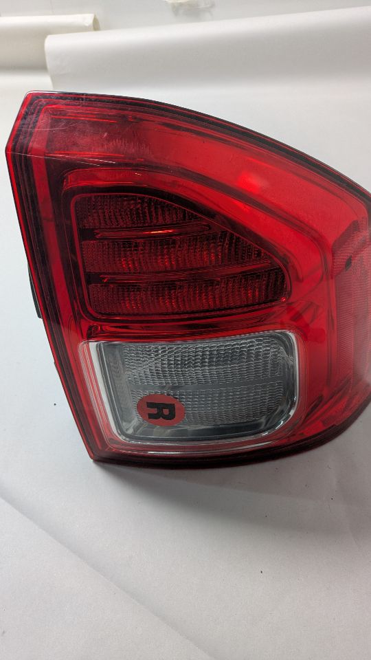 2013 JEEP COMPASS 4cyl Gasoline 2.4 Right TAIL LAMP - 391327