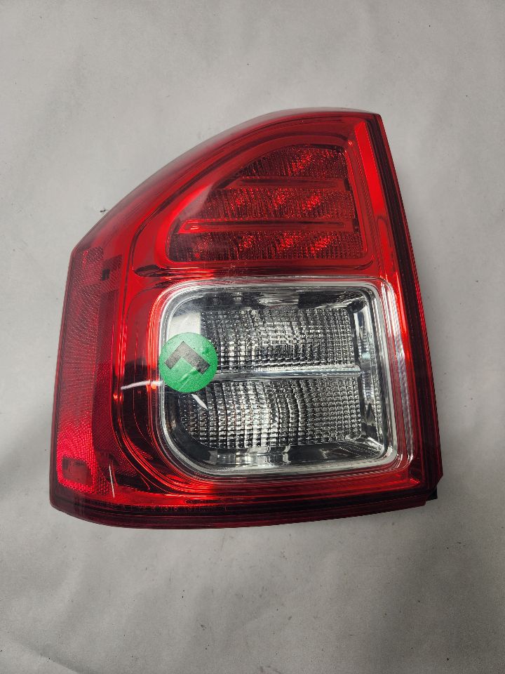 2013 JEEP COMPASS 4cyl Gasoline 2.4 Left TAIL LAMP - 391328 — photo 1