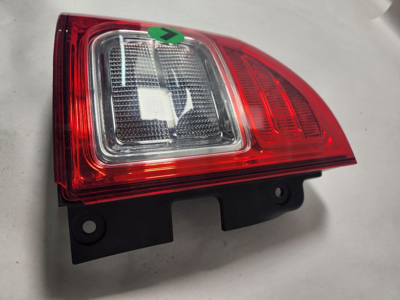 2013 JEEP COMPASS 4cyl Gasoline 2.4 Left TAIL LAMP - 391328 — photo 3