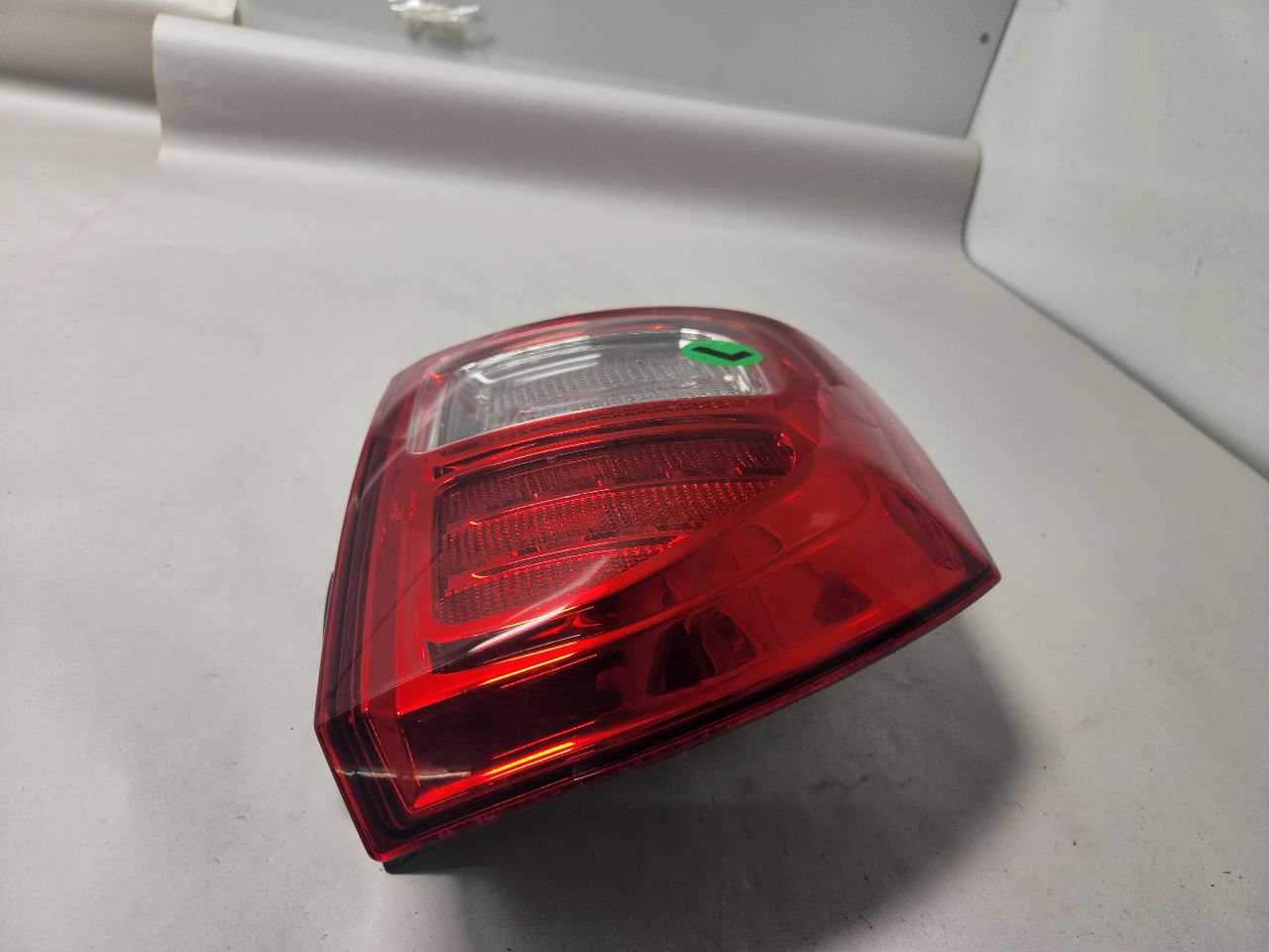 2013 JEEP COMPASS 4cyl Gasoline 2.4 Left TAIL LAMP - 391328 — photo 5