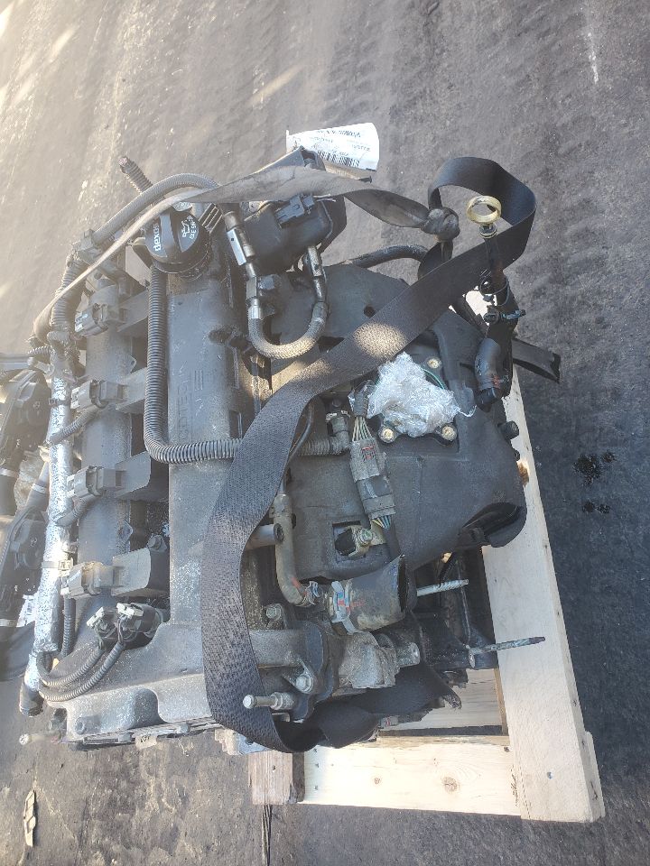 2014 CHEVROLET EQUINOX 4Cyl Gas Flex Fuel 2.4 ENGINE ASSEMBLY - 391382 — photo 4