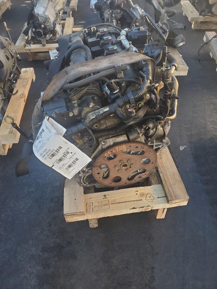 2014 CHEVROLET EQUINOX 4Cyl Gas Flex Fuel 2.4 ENGINE ASSEMBLY - 391382 — photo 5