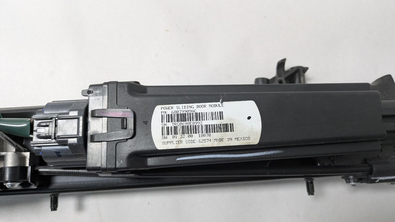 2018 DODGE CARAVAN 3.6L 6cyl VVT Left ELECTRIC DOOR MOTOR - 391493 — photo 5