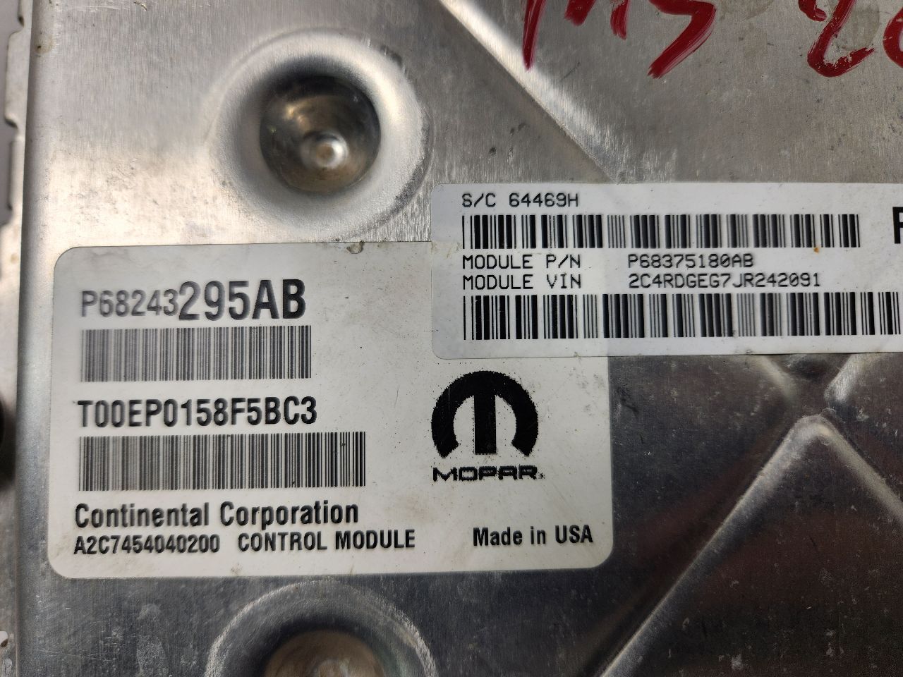 2018 DODGE CARAVAN 3.6L 6cyl VVT Eng/Motor Cont Mod - 391495 — photo 4